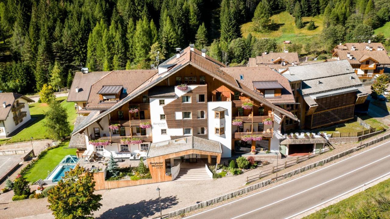 Berghotel Miramonti Tesero Exterior foto